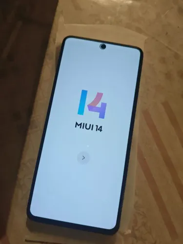 Xiaomi Redmi Note 13 Pro 5G - Excelente Estado