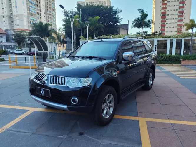 Mitsubishi Pajero Dakar 3.2 4X4 T.i. Dies. 5P Aut. 2013