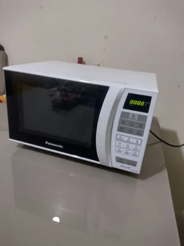 Microondas Panasonic 21 litros, funcionando perfeitamente