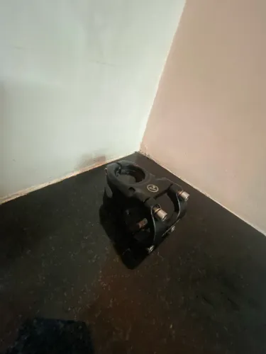 Mesinha Absolute