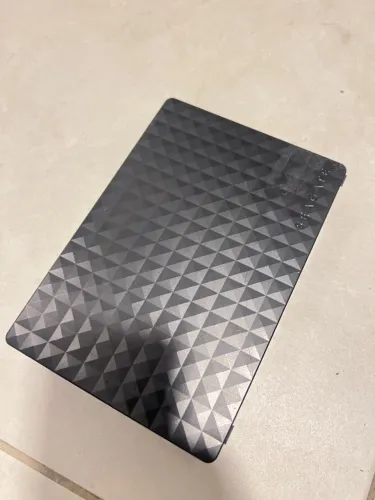 HD externo USB 3.0 Seagate 10TB pouquíssimo usado.