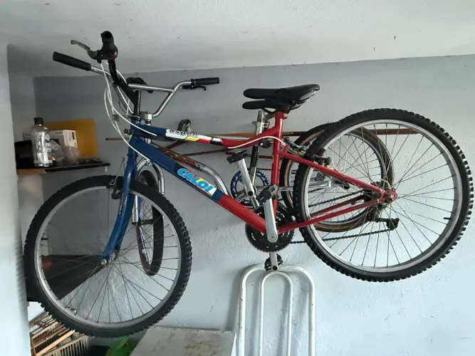 2 Bikes Caloi (Aro 26 + Aro 20) VALOR DE 1