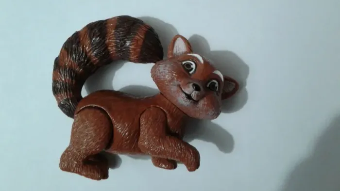 Boneco Sagi panda vermelho pet da Barbie Princesa da Ilha