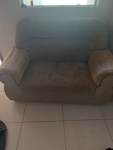 Doando sofá
