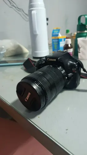 Câmera Canon t3 
