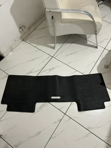 Tapete original traseiro Hilux 