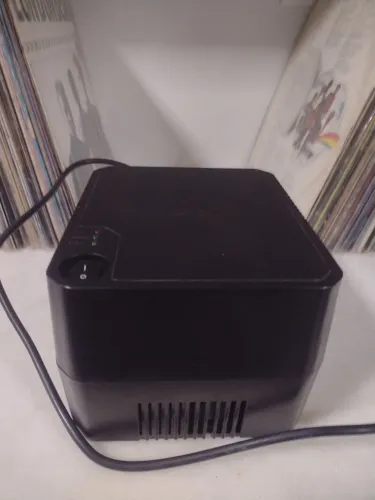 Estabilizador APC 1000W