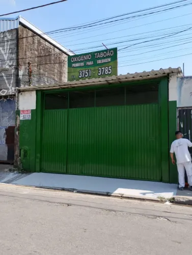 Galpão comercial com casa anexa independente