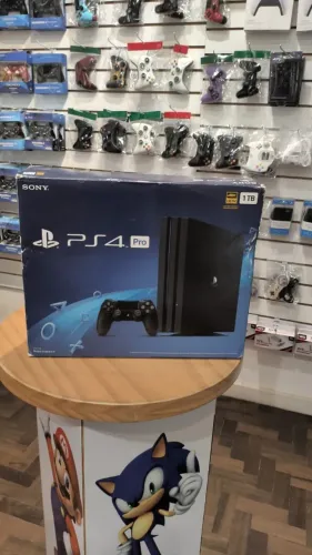 Playstation 4 Pro Na Caixa