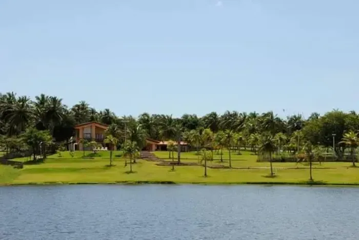 Casa na Lagoa do Uruau com 1050m2 - 6 suítes e 12 vagas - lancha e terreno de 45.000m2, em