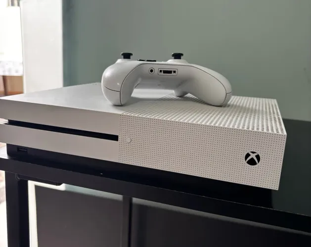 Xbox One 500GB Branco + Controle Original