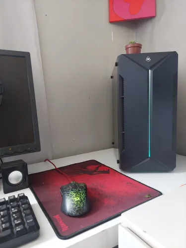 ? PC Gamer Básico Ryzen / 8GB / SSD