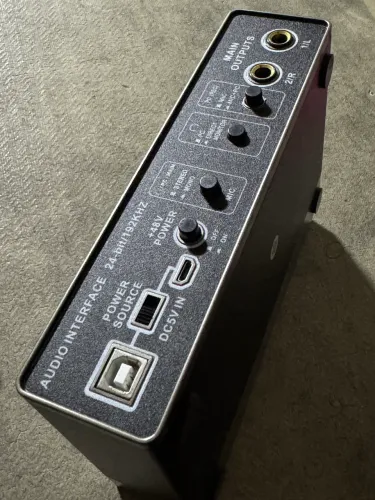 Interface de áudio Teyun Q-22