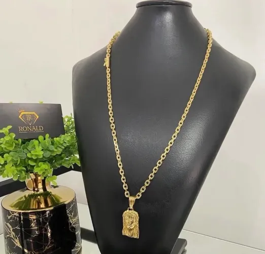 Corrente banhada ouro 18k com pingente 