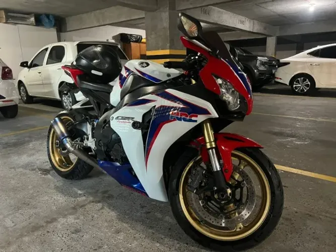 Vendo ou Troco Por Motos de Menor Cilindradas