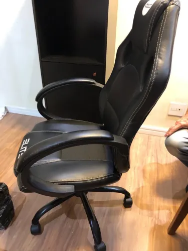 Cadeira Gamer semi nova