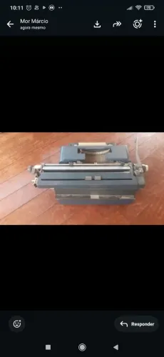 Máquina de tilografia