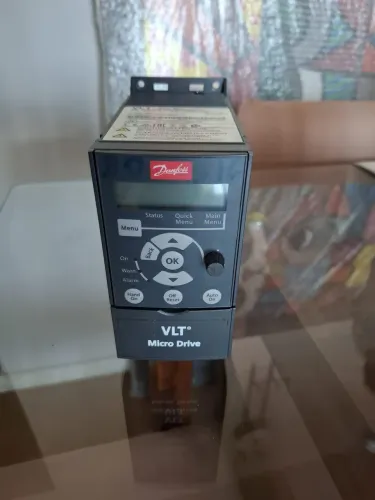 Inversor De Frequência Danfoss Fc-51 Pk75 1cv 380-480v
