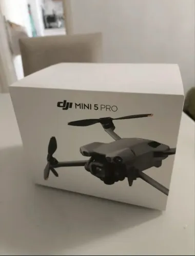 Vendo drone Dji mini 4 pro Fly more combo lacrado