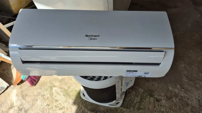 Ar condicionado vendo instalado