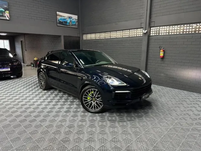 Porsche Cayenne Coupe E-hybrid 3.0 V6 462cv 2021