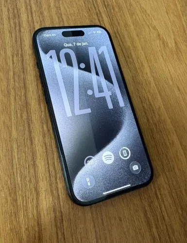 iPhone 15 128GB black