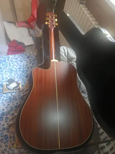 Takamine japonês EN10C