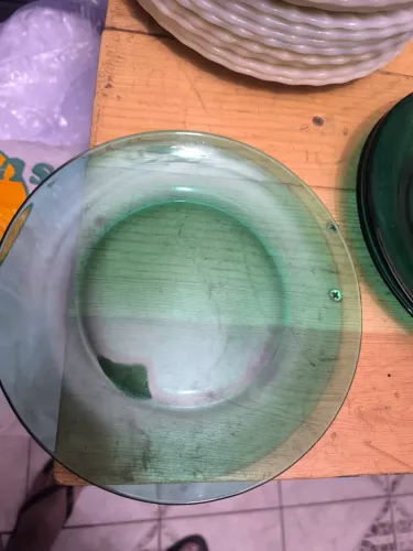 4 pratos para bolo duralex.