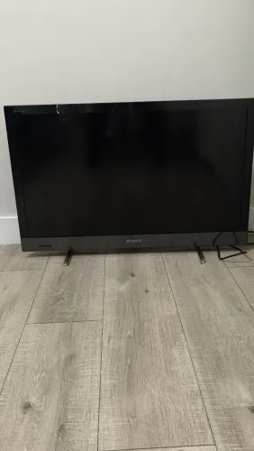 Vendo TV com defeito 