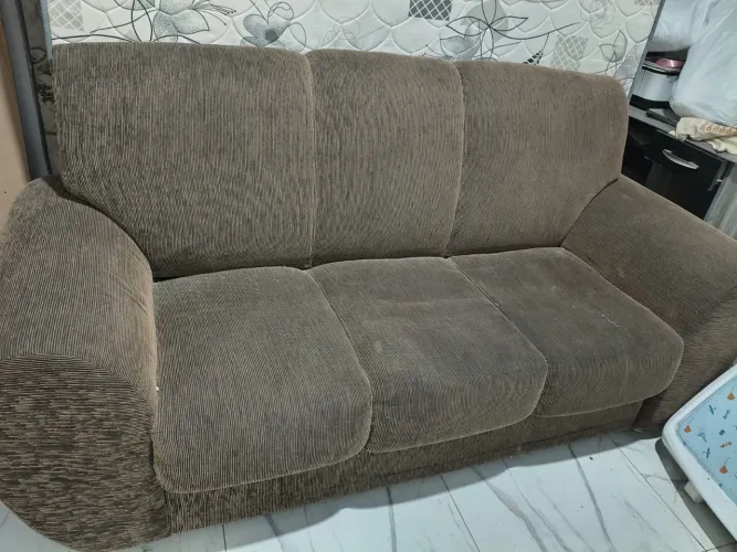 Vendo sofá 3 lugares