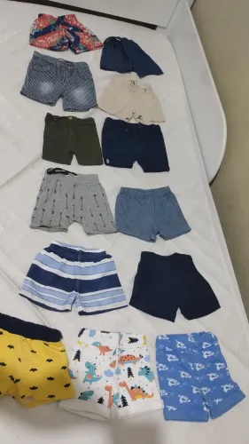 Lote de shorts bebê veste até 8,9 meses.