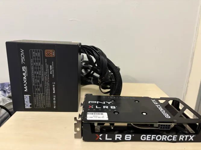 Placa de vídeo + Fonte - Rtx 4060 + fonte 750w