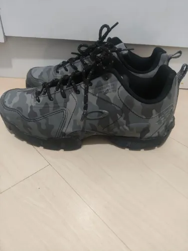 Tênis Oakley Camuflado 40