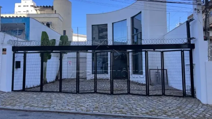 SALÃO COMERCIAL COM 187,32M² - CENTRO