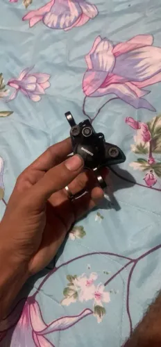 Pinça Shimano Mt200