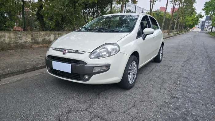 Fiat Punto Essence Dualogic 1.6 Flex 16V 5P 2015