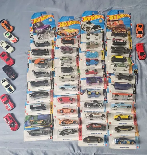 ? HOT WHEELS À VENDA - VÁRIOS MODELOS! ?