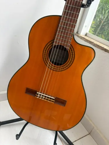 Violão Takamine EG522C Elétrico Nylon