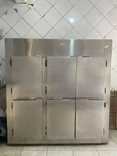Geladeira Industrial A.G. Rebelo 6 Portas Inox 220V