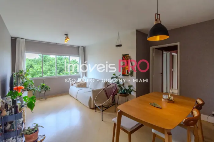 Apto de 87m² com 3 dorm e 2 vagas na Vila Mariana
