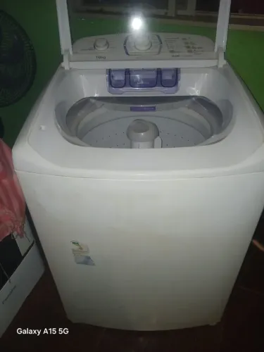Máquina de lavar roupa Eletrolux 16kg