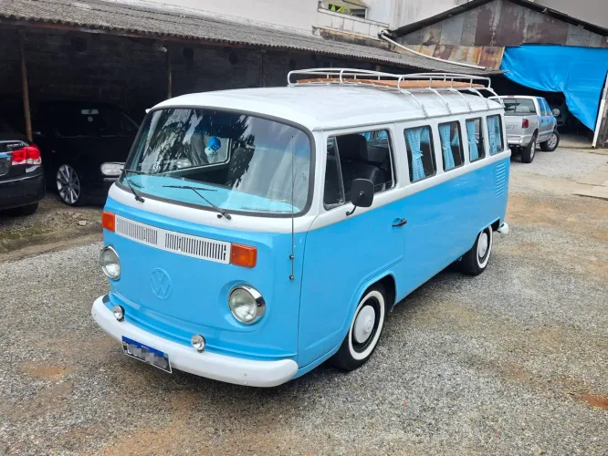 Volkswagen Kombi Standard/ Luxo/ Serie Prata 1995