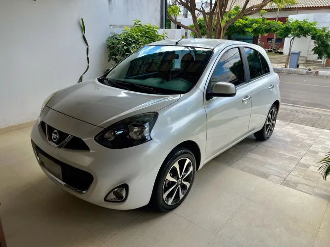 Nissan March SL 1.6 16V Flexstart 5P Aut. 2017