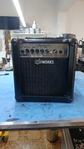 Amplificador para Contrabaixo AC WORKS cb50