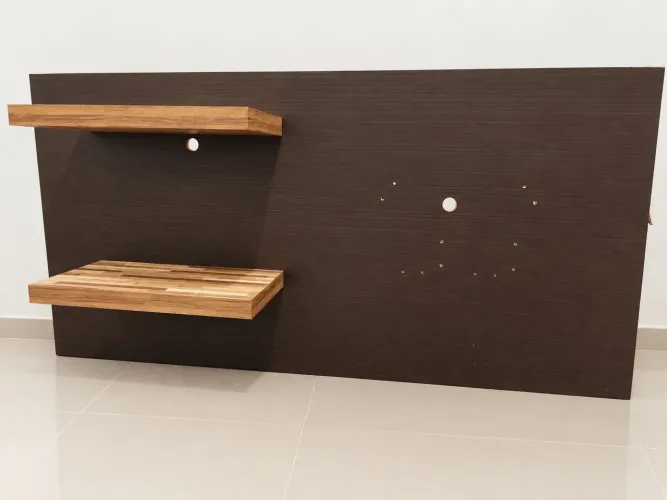 Painel de TV Suspenso em MDF - 1,80m x 90cm (Ótimo Estado)