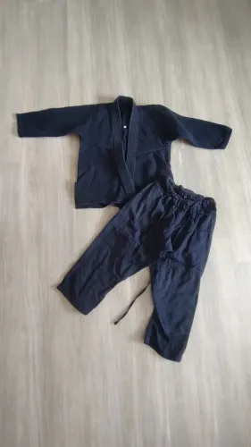Kimono infantil preto trançado M1