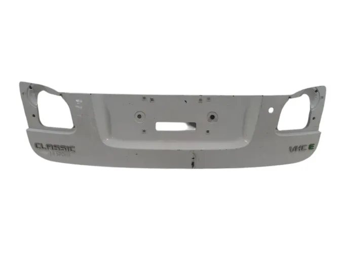 Aplique tampa traseira Chevrolet Classic 11/16 c/detalhe
