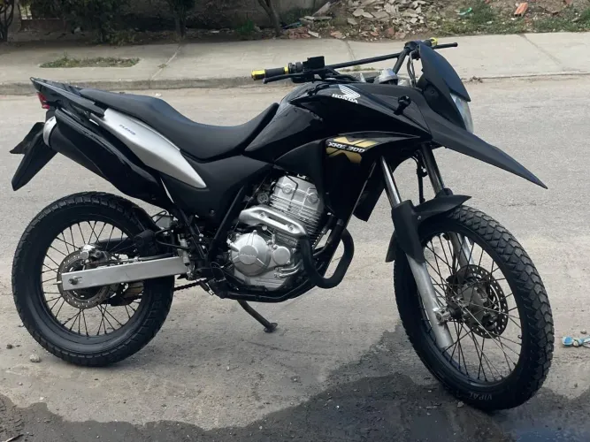 Xre 300