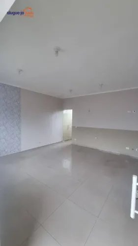 SALA COMERCIAL NO CORAÇÃO DE UBATUBA