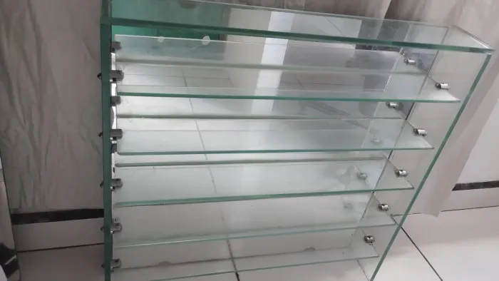 Expositor de esmalte de vidro